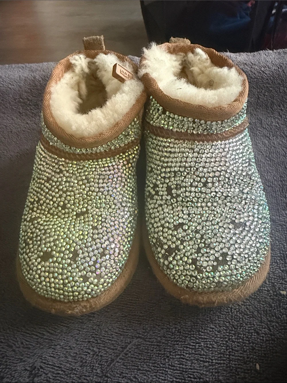 UGG soft chestnut